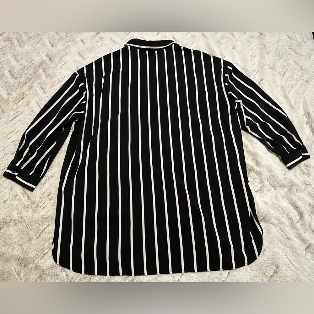 SHEIN Curve Black and White Striped Long Sleeve Button Down T-Shirt Dress - Picture 9 of 12